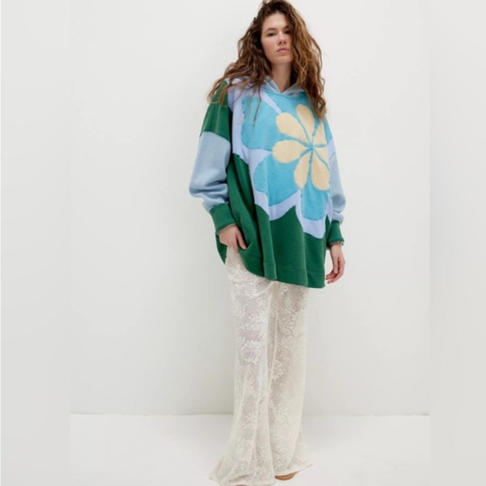 We The Free Green and Blue Floral Sweater - Picture 2 of 9